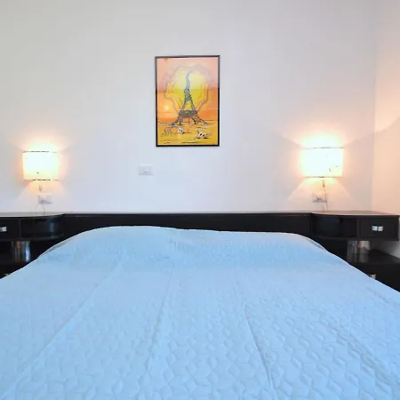 Apartament Mira-4 By Interhome